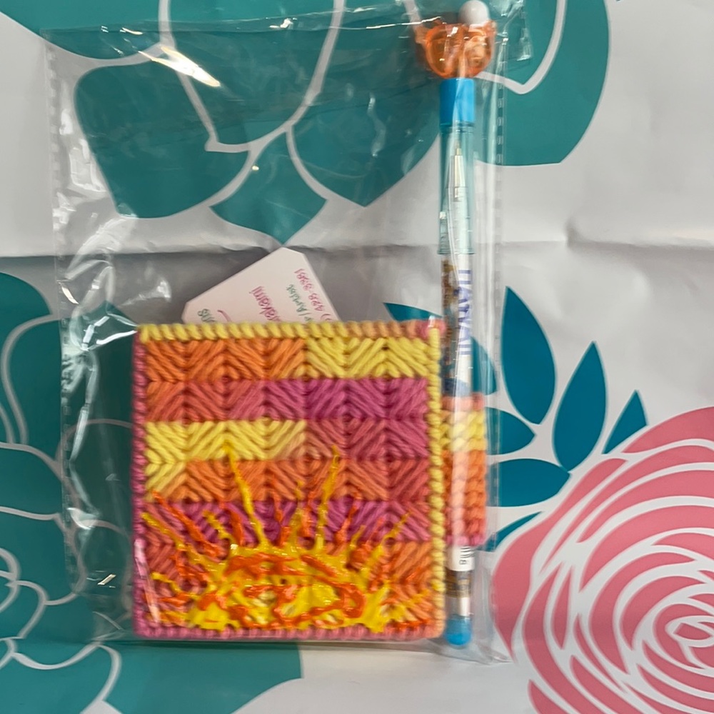 Sunset 🌅 post it pad with case and pen.😊